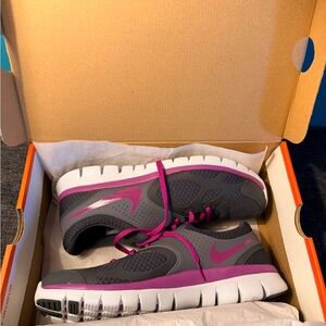 Nike Women’s Gray and Pink Athletic Running Shoes